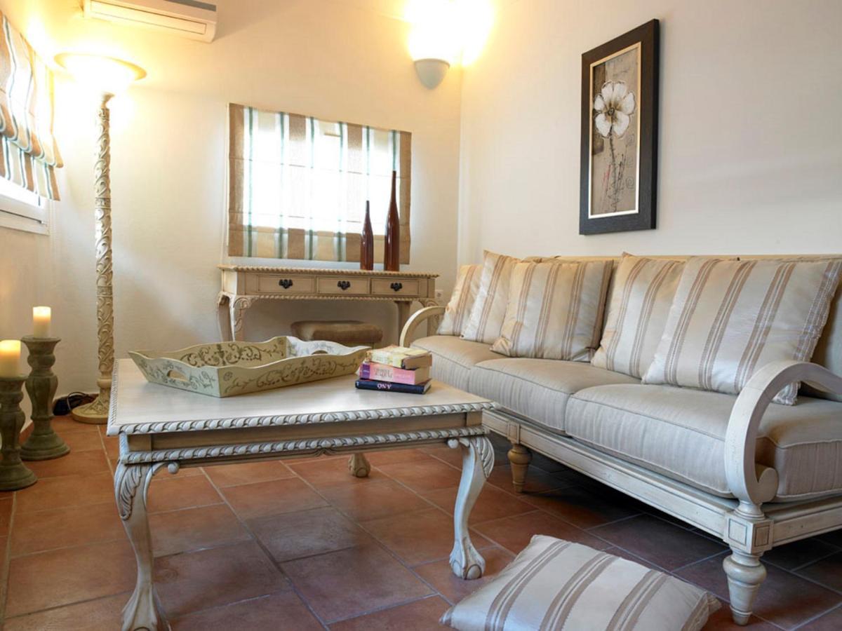Suites Of The Gods Cave Spa Hotel Megalochori  Exterior foto