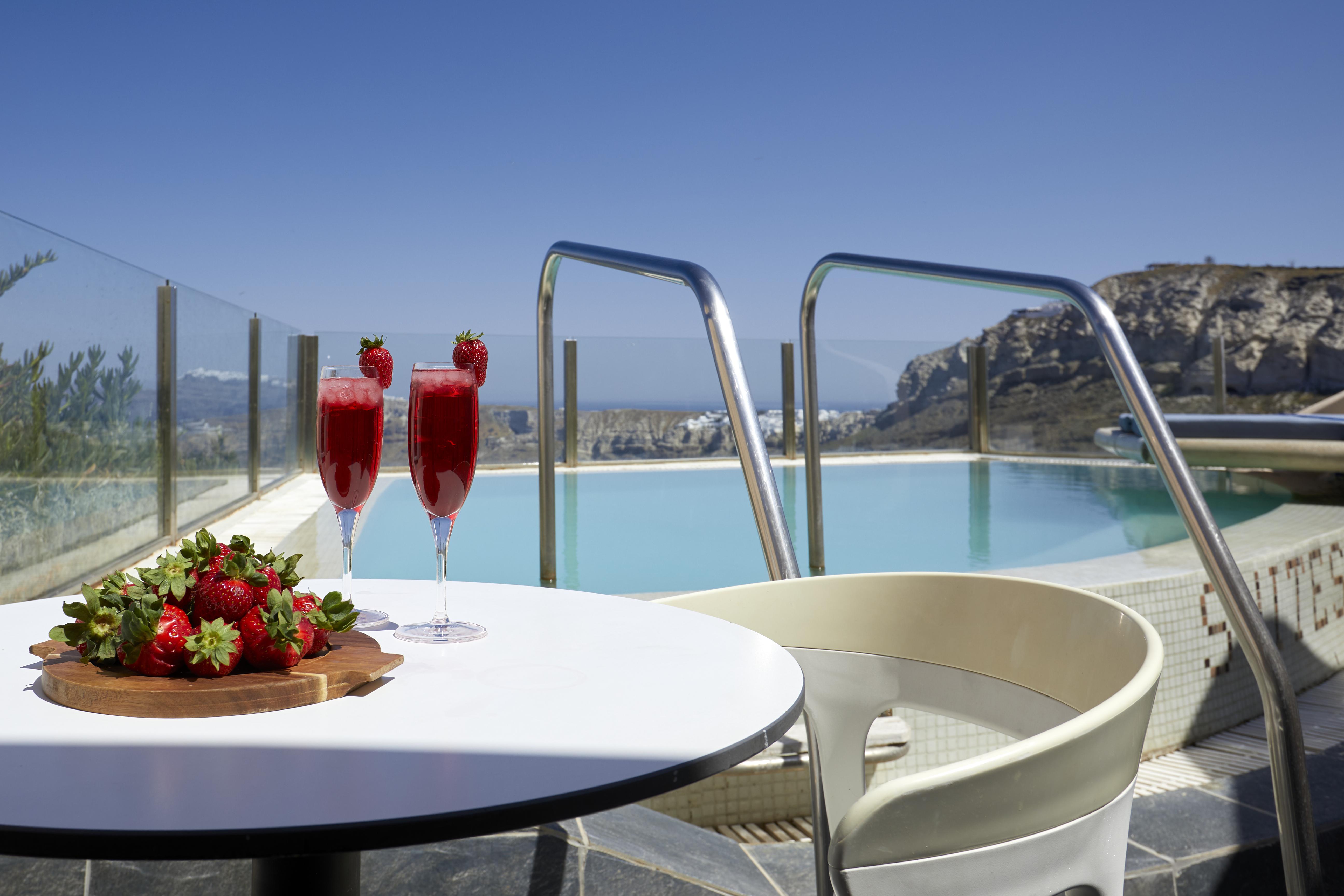 Suites Of The Gods Cave Spa Hotel Megalochori  Exterior foto